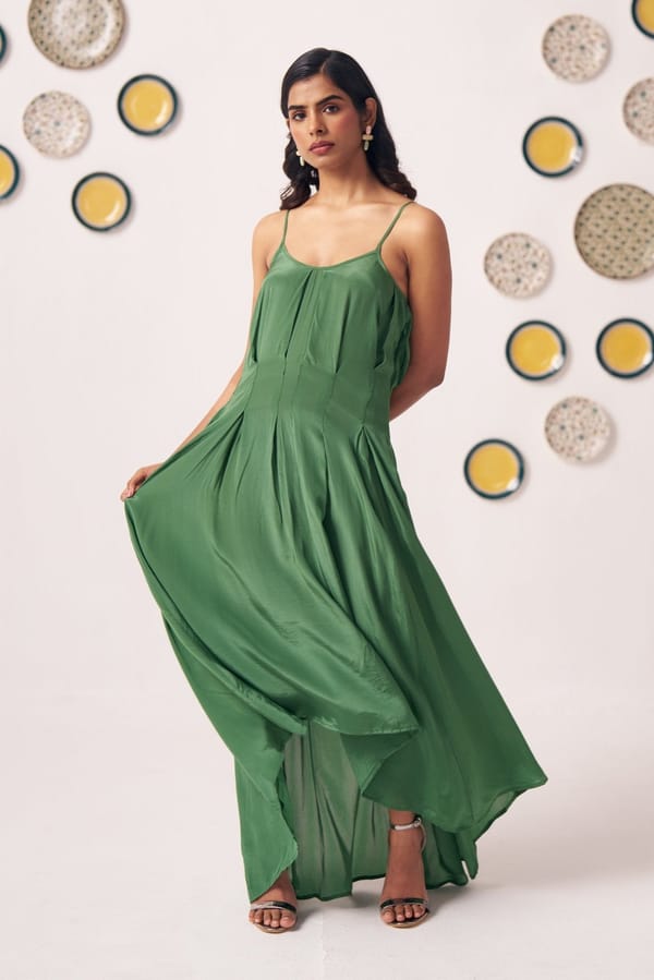 Green Fit and Flare Strappy Maxi Dress with Pleated Waist — Western Era