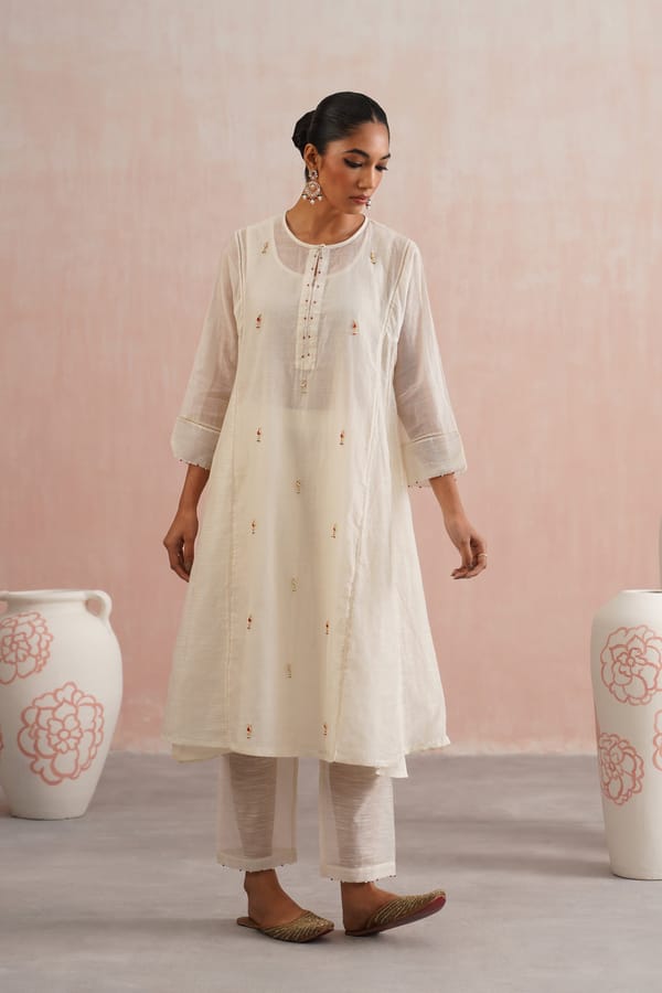 Ruhani Set — UGNA
