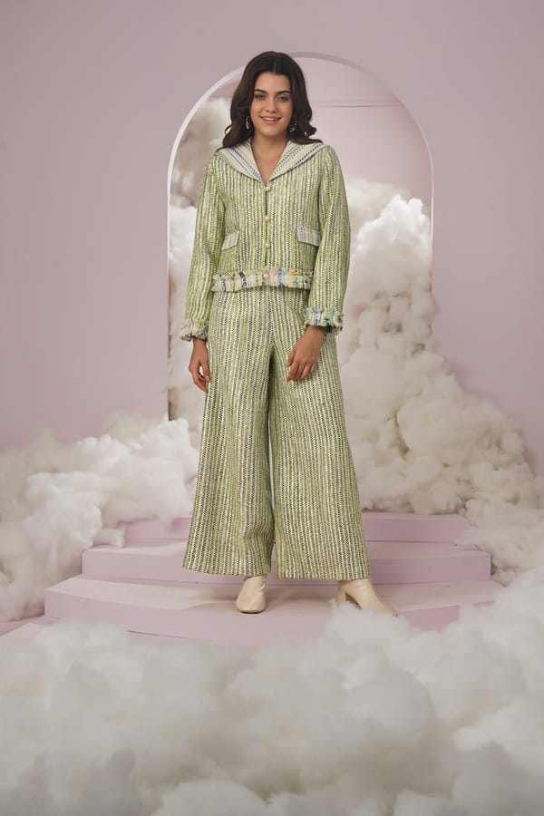 Green Tweed Cropped Jacket with Wide Lapel Collar — Chöjé