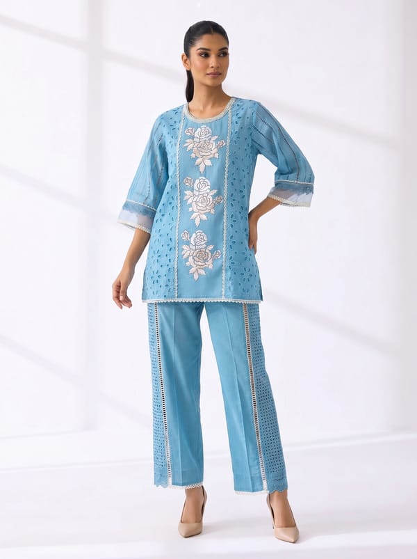 Blue Linen Embroidered Straight Kurta Pant Set — BUMBLEBEE