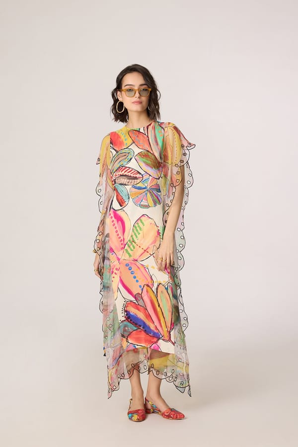 Fler Cover Up / Kaftan — Saaksha and Kinni