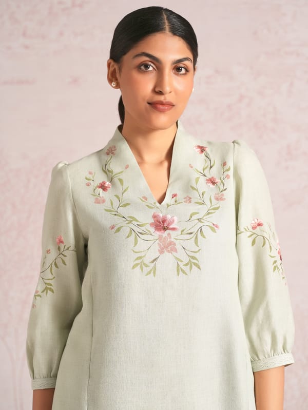 Blush Vines Tree Top — Kaveri