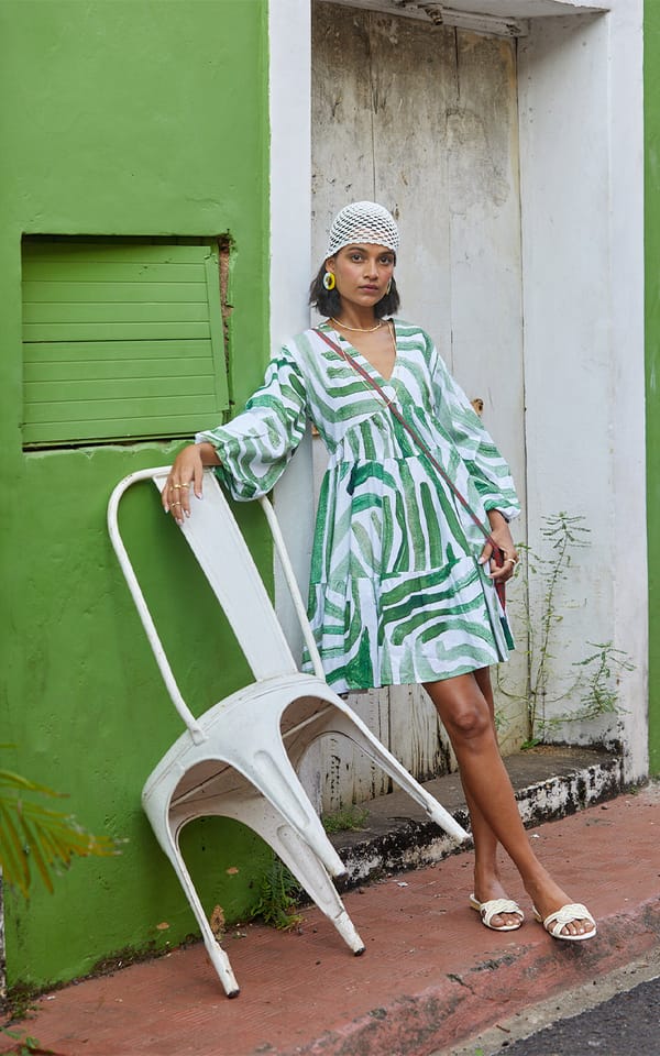 Green and White Abstract Print Tiered Mini Dress — HAPPI SPACE