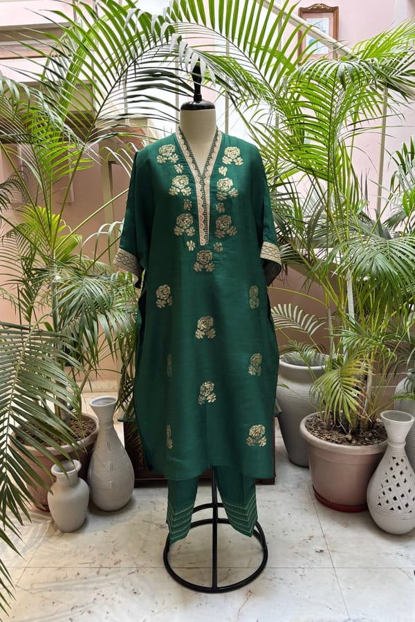Emerald Green Kaftan Set With Sequin Embroidery — Omi Clothing