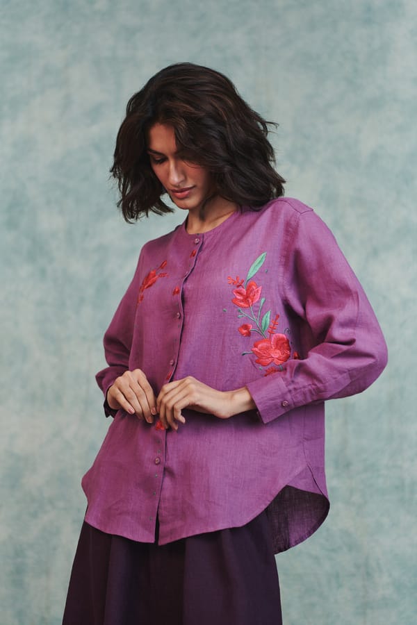 Berry Linen Embroidered Round Hem Shirt — Saphed