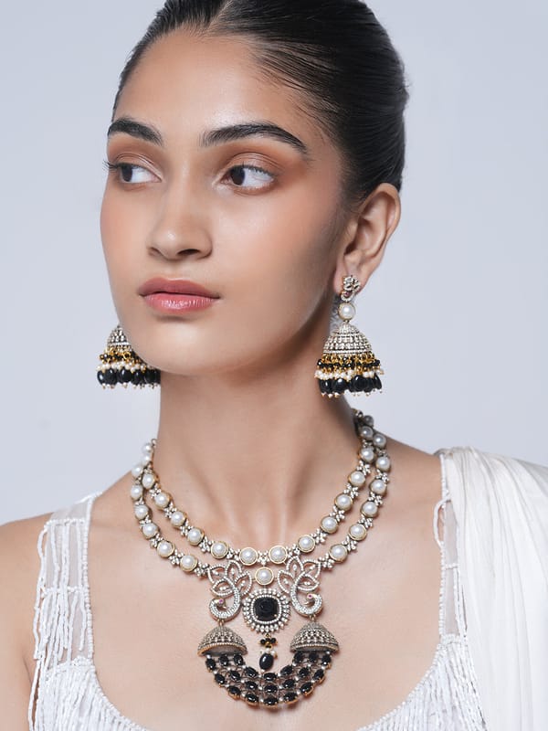 Black Long Mehendi Polish Necklace — Cao Jewellery