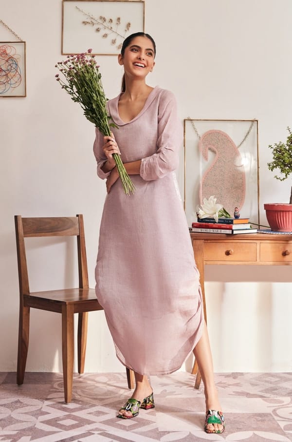 Lavender Linen V-Neck Straight Midi Dress with Pockets — YELL
