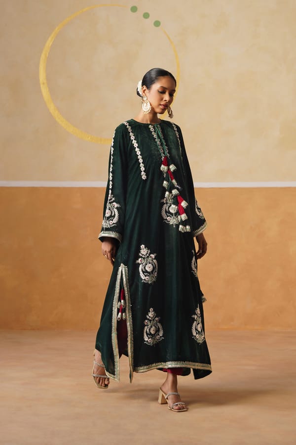 Green Velvet Chaandraat Kaftaan — Chakkraa
