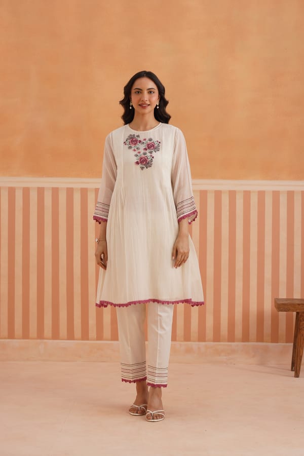 Off-White Mul Chanderi Embroidered Pintuck Kurta Set — Omi Clothing