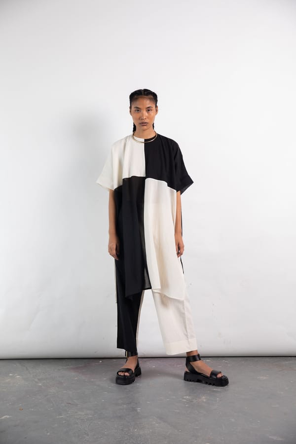 Black and White Colorblocked Anti-Fit Kaftan Kurta — Ofrida