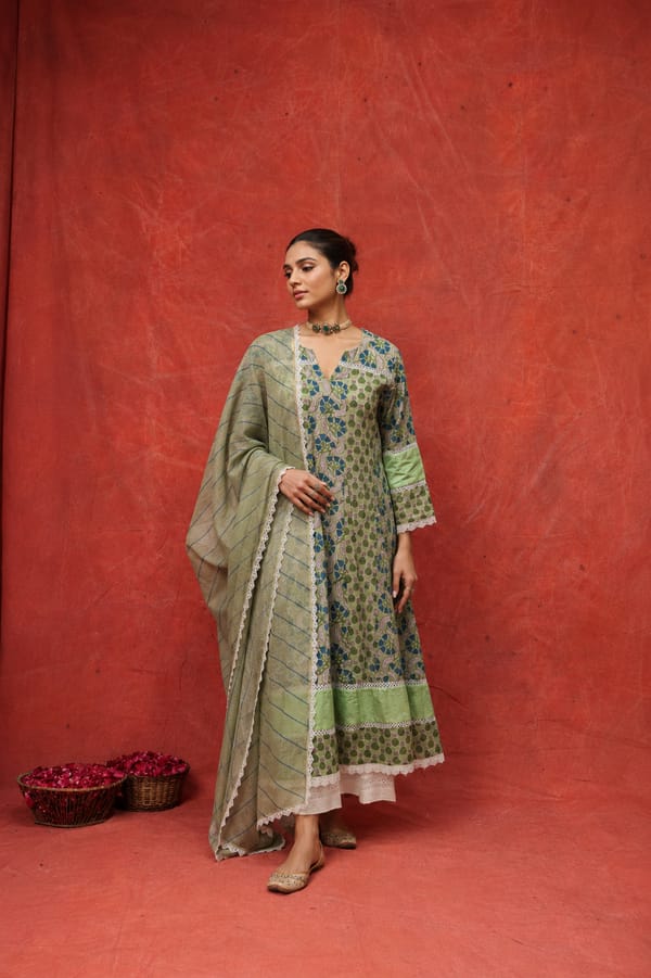 Naseebo Nafiza Green Block Printed Anarkali Kurta Set — Naseebo