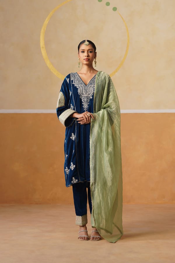 Velvet Indira Kurta Set and Dupatta — Chakkraa