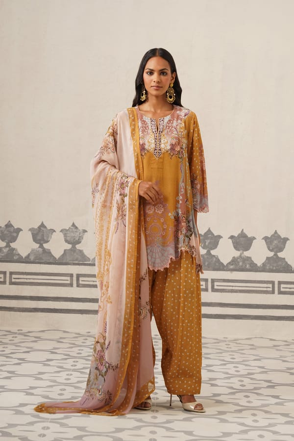 Roma Crepe Printed Scalloped Matching Set — NEETIKA CHOPRA