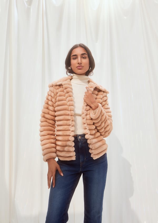 Sleigh It - Beige — IT Girl
