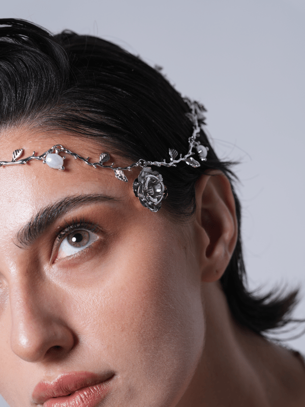 Light Luxury Beaded Stacked Flower Collarbone — Cao Jewellery
