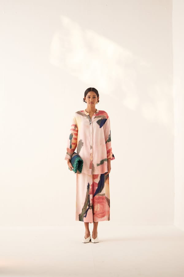 Off-White Abstract Printed Anti-Fit Longline Shirt — Ofrida