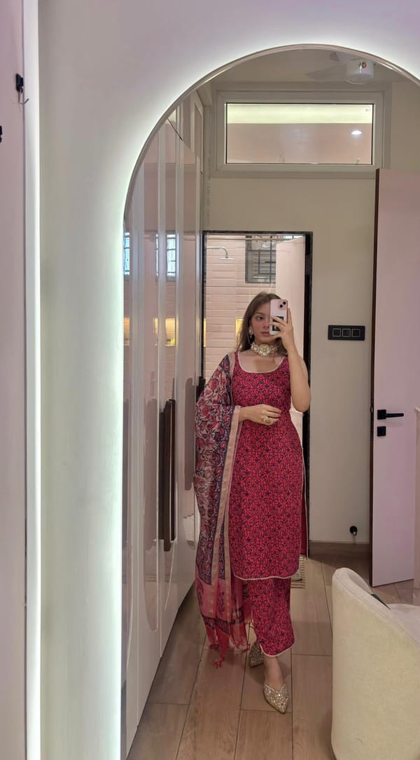 Gul Straight Kurta Pant Set — SAJKE