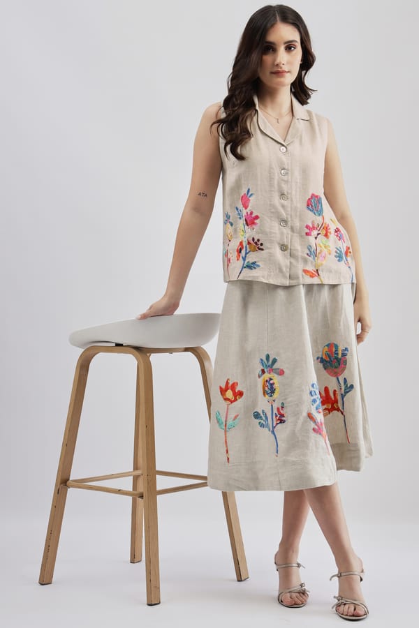 Beige Linen Sleeveless Button-Front Embroidered Top — Linen Bloom