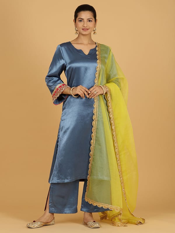 Penaaz Tyohaar Kurta — BINKS