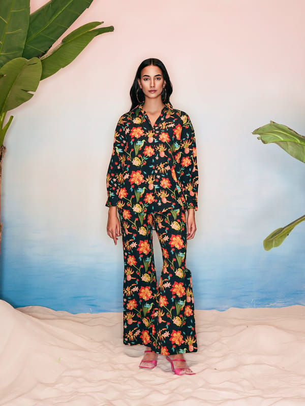 Black Linen Tropical Floral Buttondown Shirt — GUAPA