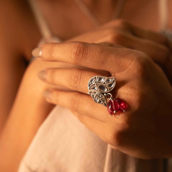 Essence Dual Leaf Kundan Pink Drop Ring — Shyle