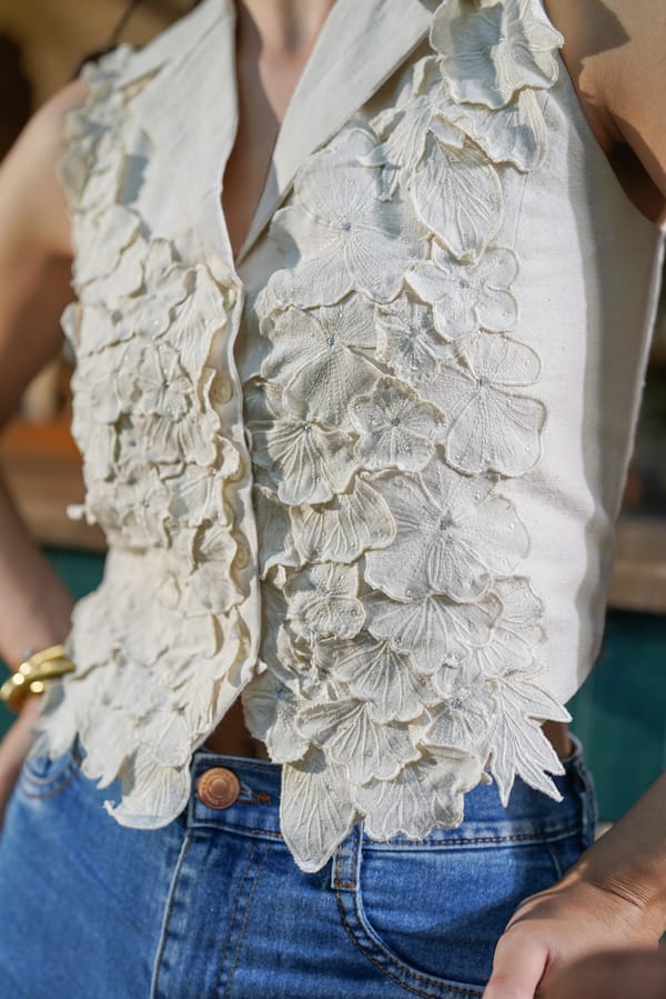 Lune Cream Vest — Akirah