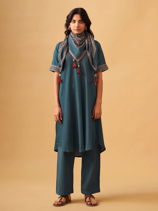 Textured Cotton Kurta Set with Matching Scarf — Truly SMA