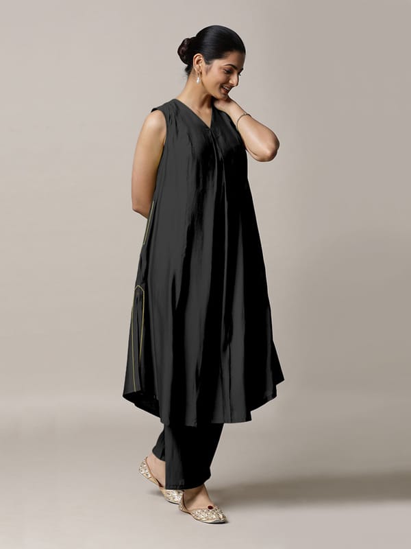 Mirha Rozaana Kurta Set — BINKS