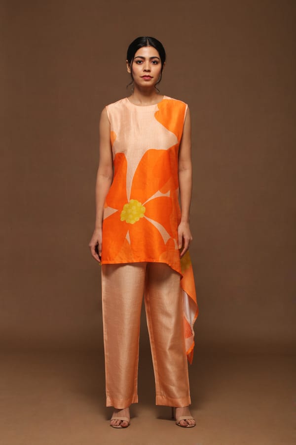 Plush Bouquet Soft Orange — CLOS