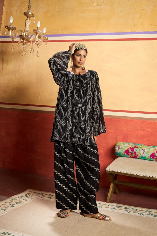 Black Embroidered Flared Kurta Set with Farshi Pants — TASUVURE
