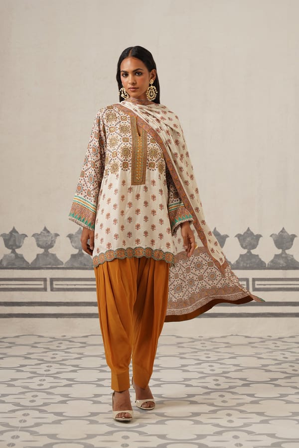 Maham Muslin Hand Embroidered Suit Set — NEETIKA CHOPRA