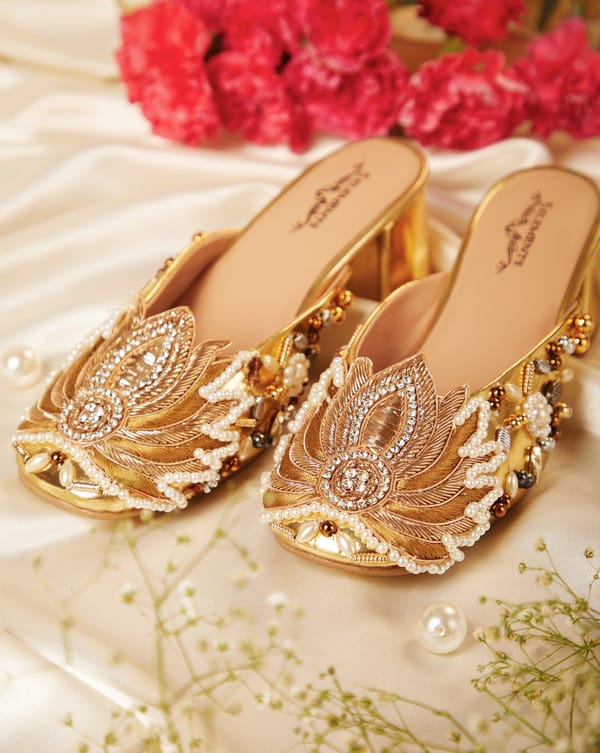 Gold Lotus (Mule Heel) — 5 Elements
