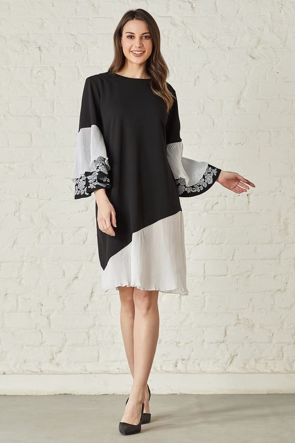 Black and White Colorblocked Shift Dress — BOHO-CHIC