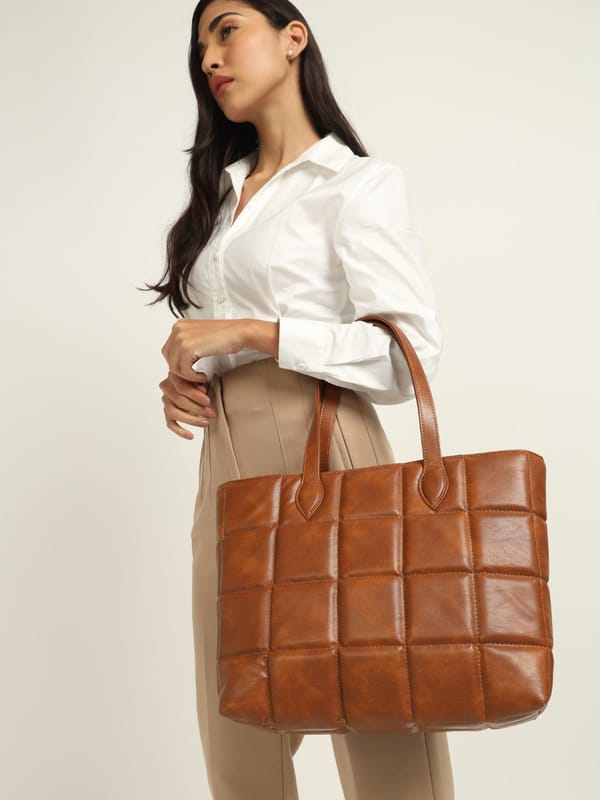 Amara Quilted Tote Tan — The Gusto