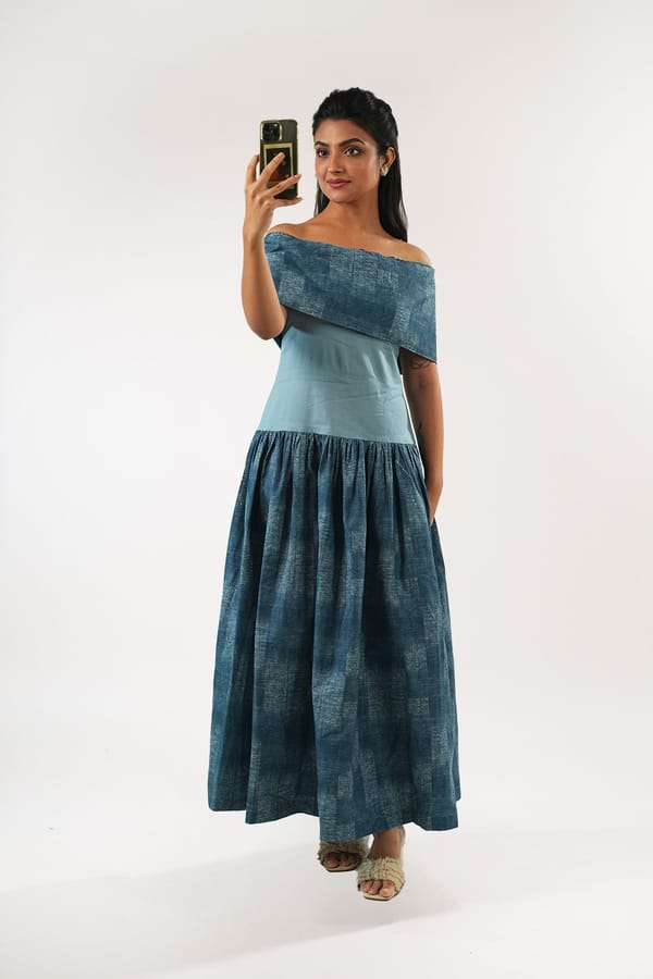 Blue Off-Shoulder Drop-Waist Printed Midi Dress — 9899