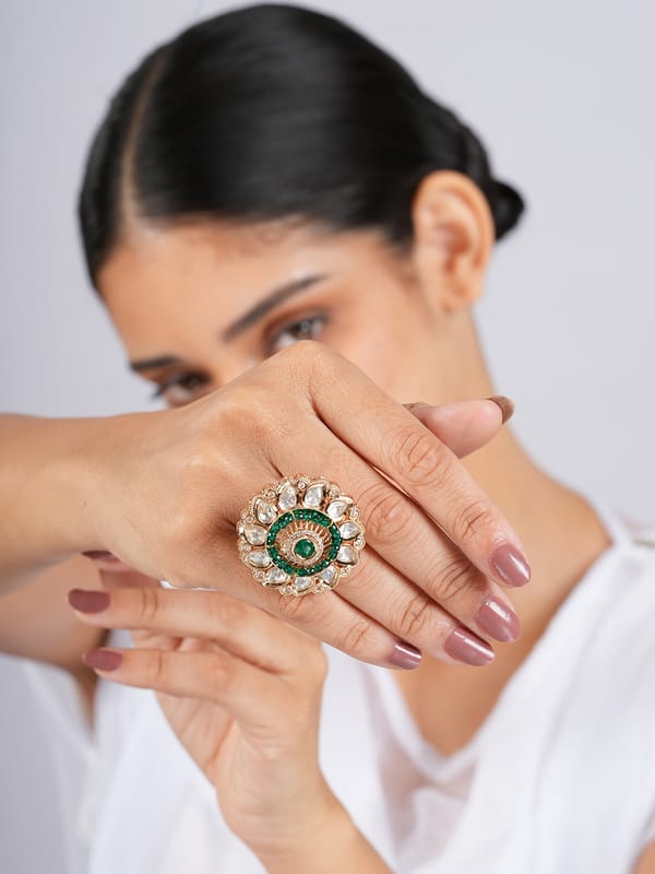 Emerald Classic Ring — Cao Jewellery