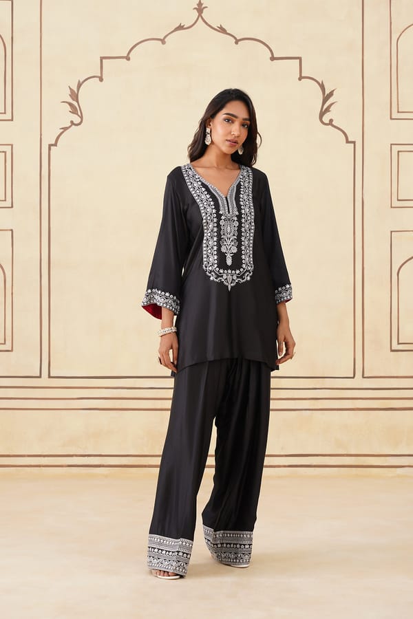 Black Embroidered Kurta and Farshi Salwar Set — INCHING INDIA
