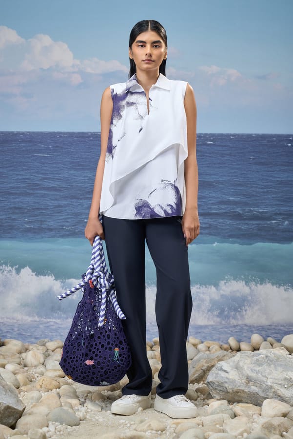 White/Navy Abstract Graphic Cotton Poplin Sleeveless Top — Genes Lecoanet Hemant