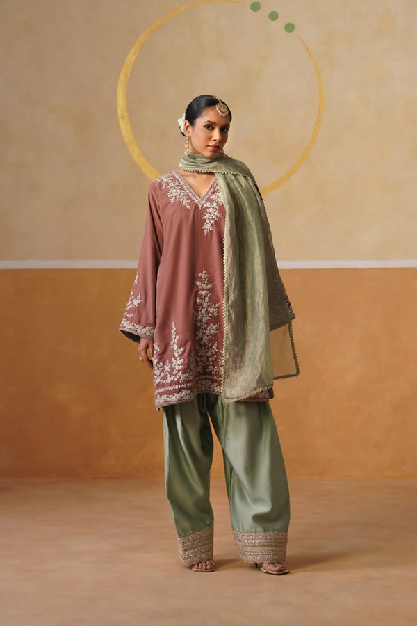 Raqs Kurta Set and Dupatta — Chakkraa