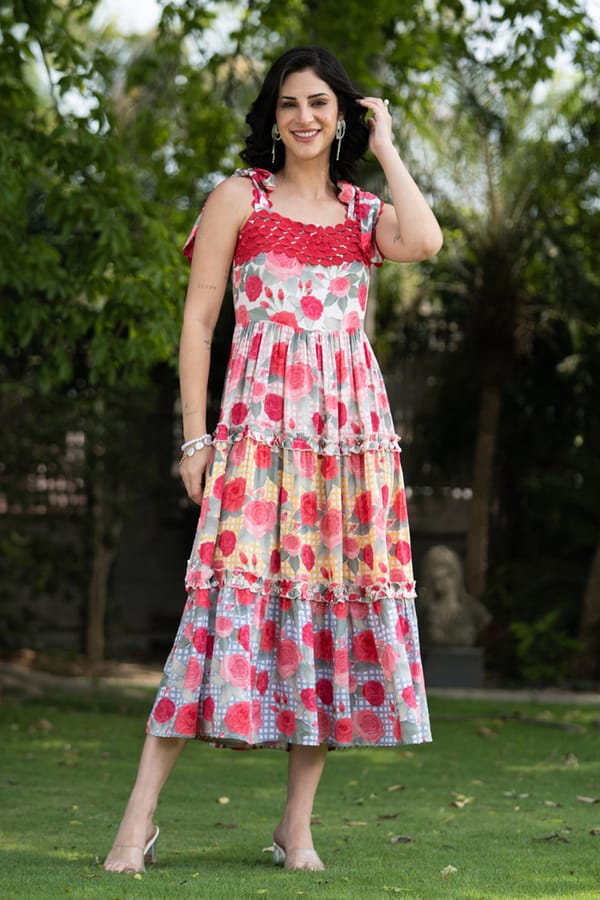 Winnie Sleeveless Dress — AVERIE