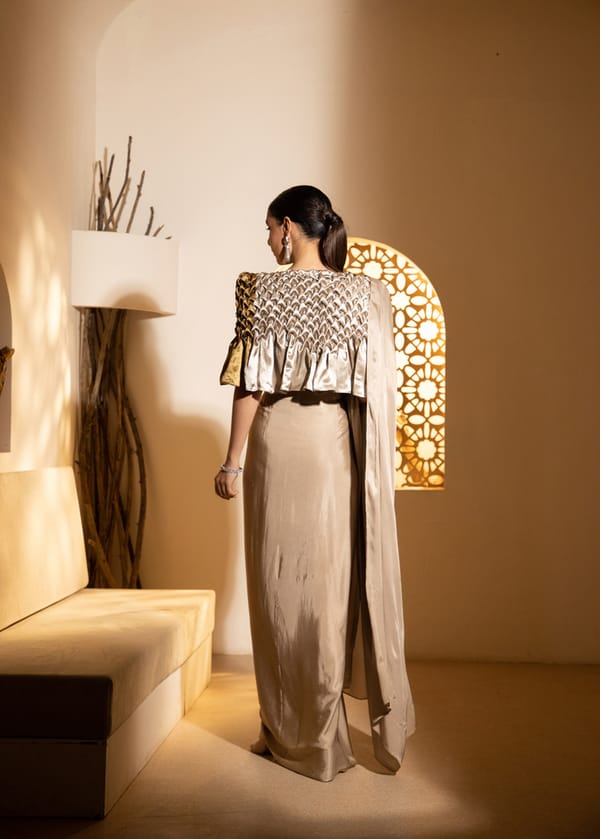 Aurora Cape With Saree — Isha Sawhney