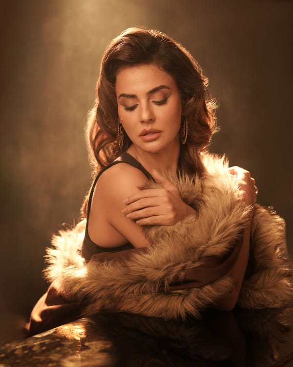 Brown Wool Stole Cape with Faux Fur Trim — Rhe-Ana