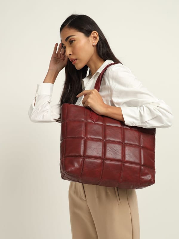 Amara Quilted Tote Maroon — The Gusto