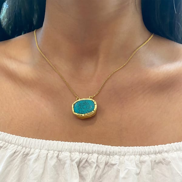A Touch of Turquoise Stone Gold Necklace — Zariin