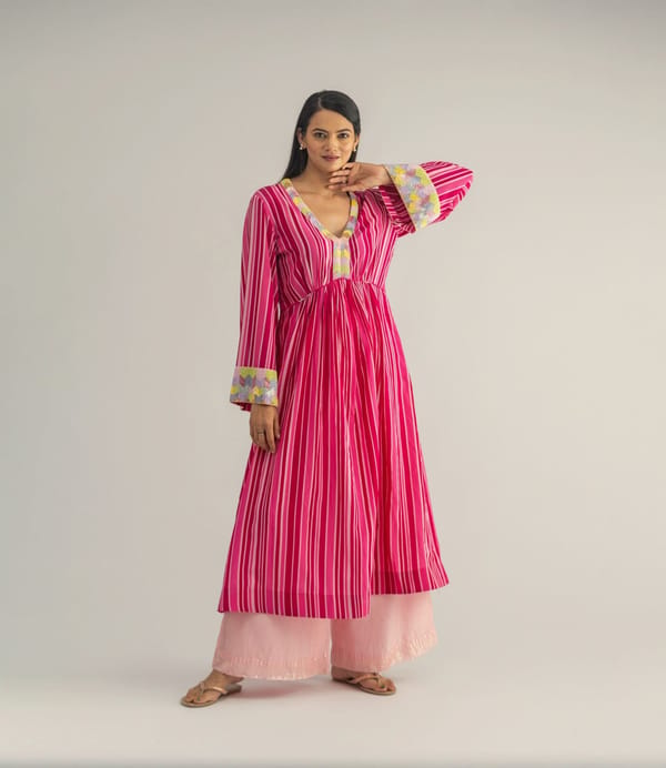 Kurta with Cuff Embroidery — Kyra