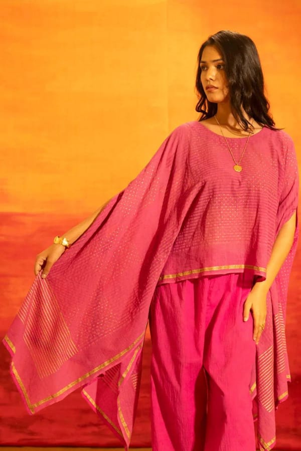 Illume Wind Shocker Pink Kaftan — Banana Labs