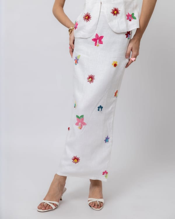 White Linen Embroidered High-Waist Midi Skirt — MAGIA