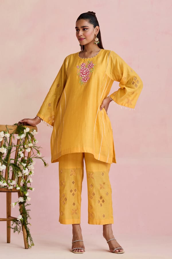Mango Yellow Chanderi Embroidered Kurta Set with Pants — NIRVAIR CLOTHING