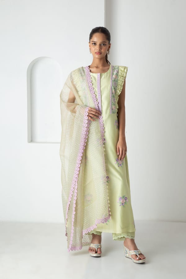 Suki Kurta — Chhaya Mehrotra