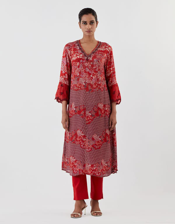 Red Hand Crushed Embroidered Kurta Set — Kavita Bhartia